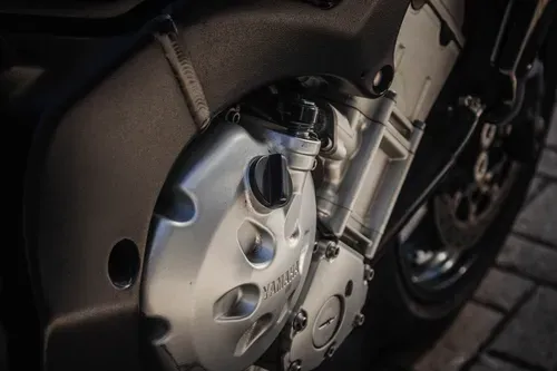 Mirá esta publicación de Yamaha 1000 FZ 1
