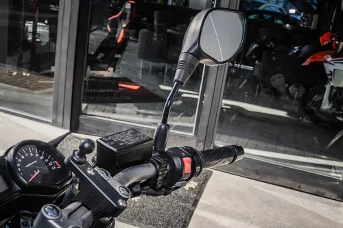 Mira esta publicación de Yamaha 1000 FZ 1 2008 en Motordil