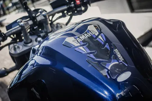 Mirá esta publicación de Yamaha 1000 FZ 1