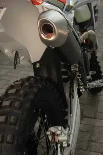 Mira esta publicación de KTM 350 Exc F 2025 en Motordil