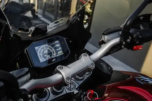 Mirá esta publicación de Mv Agusta 800 Veloce Lusso