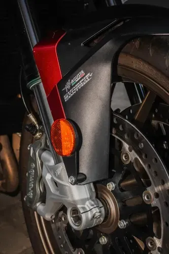 Mira esta publicación de Mv Agusta 800 Veloce Lusso 2022 en Motordil