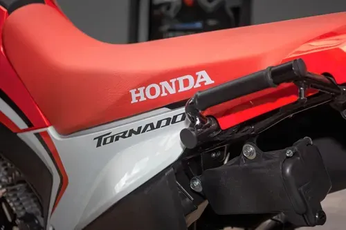 Mira esta publicación de Honda XR 300 Tornado 2025 en Motordil