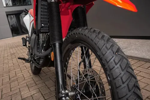 Mira esta publicación de Honda XR 300 Tornado 2025 en Motordil