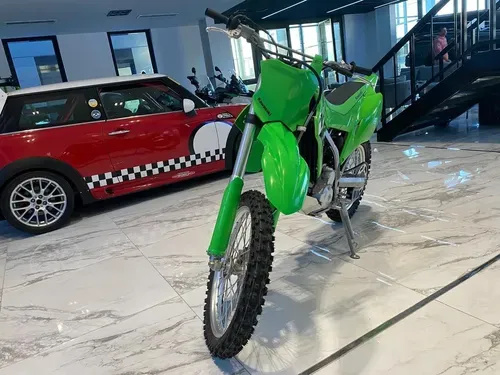 Mira esta publicación de Kawasaki KLX 140 G 2024 en Motordil