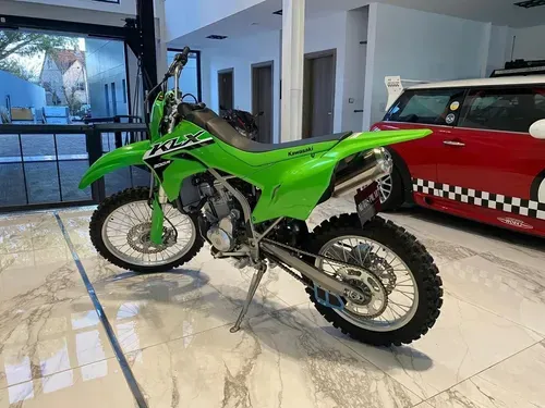 Mira esta publicación de Kawasaki KLX 140 G 2024 en Motordil