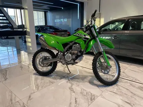 Mira esta publicación de Kawasaki KLX 140 G 2024 en Motordil
