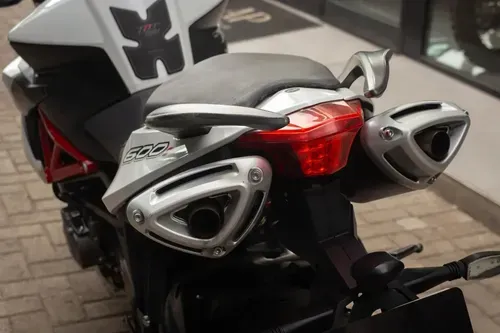 Mira esta publicación de Benelli TNT 600 2018 en Motordil