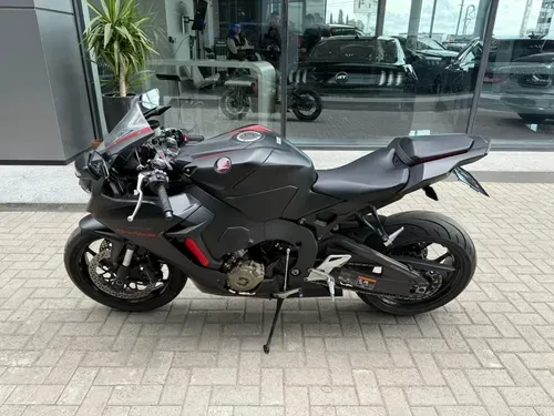 Mira esta publicación de Honda CBR 1000 RR 2018 en Motordil