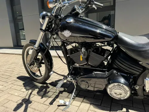 Mirá esta publicación de Harley Davidson FXCWC