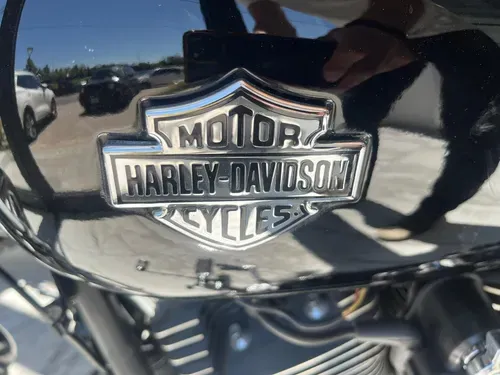 Mira esta publicación de Harley Davidson FXCWC 2011 en Motordil