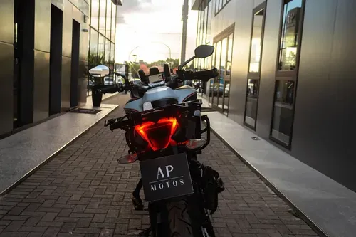 Mira esta publicación de Ducati 950 2019 en Motordil