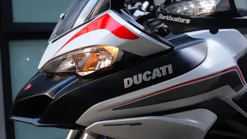 Mira esta publicación de Ducati 950 2019 en Motordil