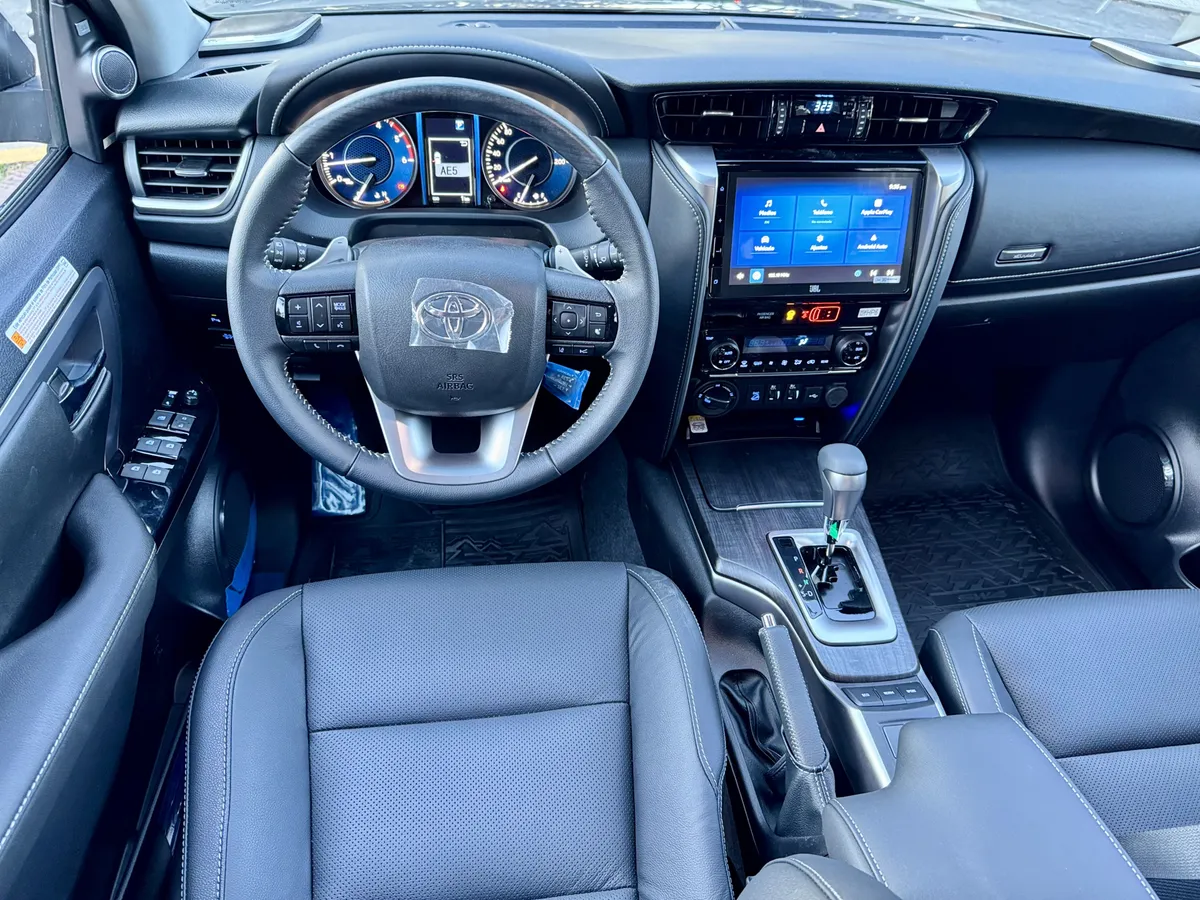 Mira esta publicación de Toyota SW4 2025 en Motordil
