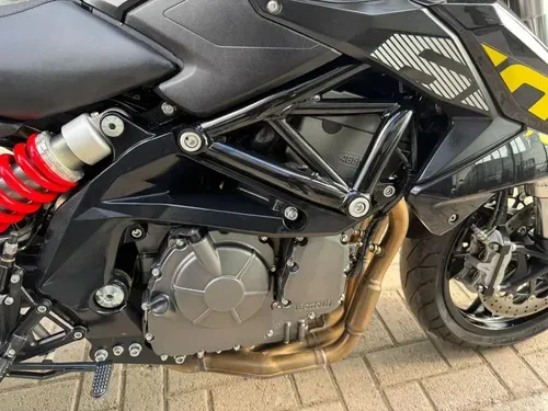 Mira esta publicación de Benelli TNT 600 2022 en Motordil