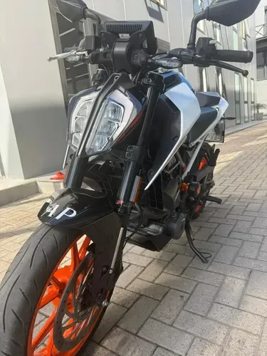 Mira esta publicación de KTM 390 RC 2021 en Motordil