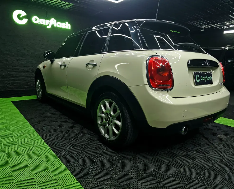 Mira esta publicación de Mini Cooper 2017 en Motordil