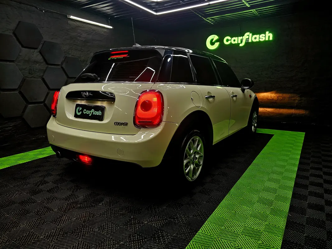 Mira esta publicación de Mini Cooper 2017 en Motordil
