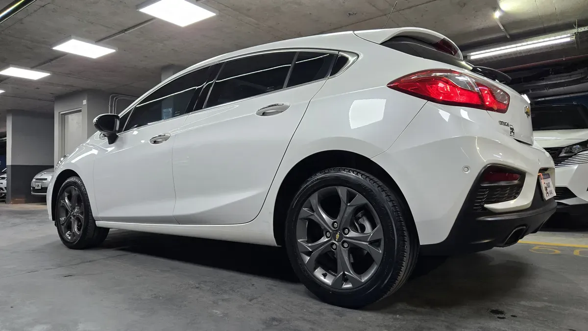 Mira esta publicación de Chevrolet Cruze 2018 en Motordil