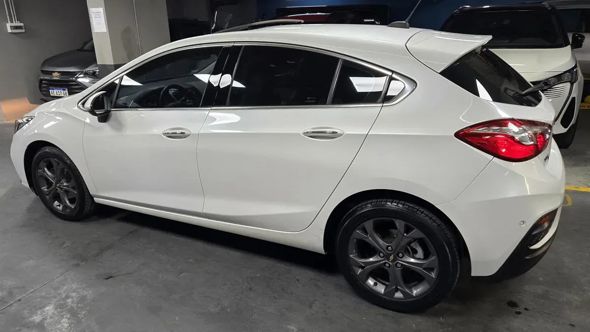 Mira esta publicación de Chevrolet Cruze 2018 en Motordil