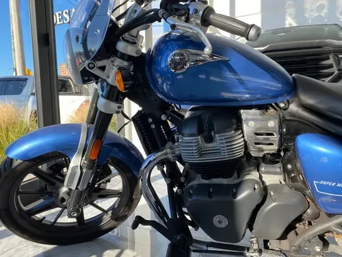 Mira esta publicación de Royal Enfield 650 2023 en Motordil