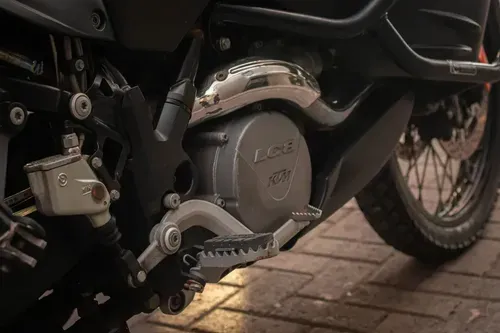 Mira esta publicación de KTM Adventure 990 R 2011 en Motordil