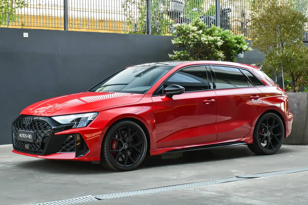 Mira esta publicación de Audi RS3 2025 en Motordil
