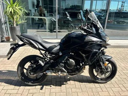 Mira esta publicación de Kawasaki KLE 650 Versys 2023 en Motordil