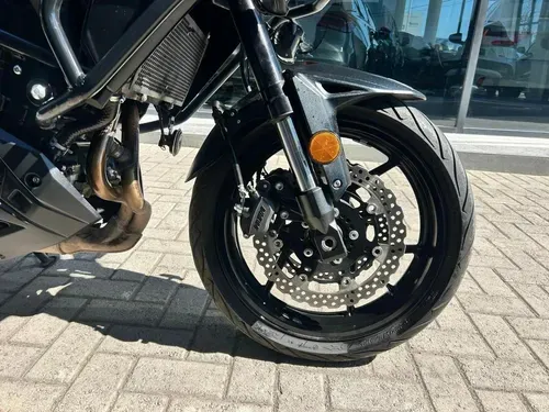 Mira esta publicación de Kawasaki KLE 650 Versys 2023 en Motordil