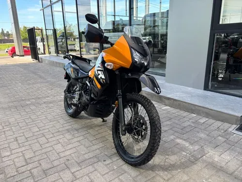 Mira esta publicación de Kawasaki KLR 650 2013 en Motordil