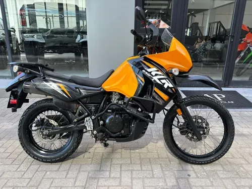 Mira esta publicación de Kawasaki KLR 650 2013 en Motordil