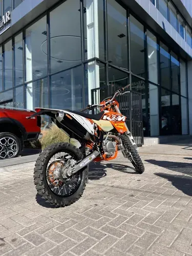 Mira esta publicación de KTM 450 Exc R 2011 en Motordil
