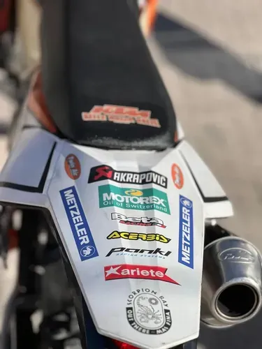 Mira esta publicación de KTM 450 Exc R 2011 en Motordil