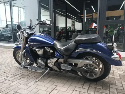 Mira esta publicación de Yamaha 1300 A XVS 2012 en Motordil
