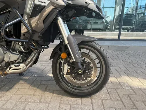Mira esta publicación de Benelli TRK 502 2020 en Motordil