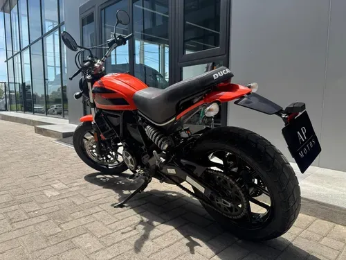 Mira esta publicación de Ducati 400 Sixty 2 2018 en Motordil