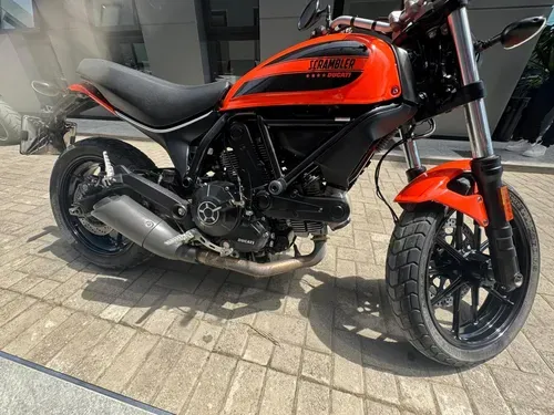 Mira esta publicación de Ducati 400 Sixty 2 2018 en Motordil