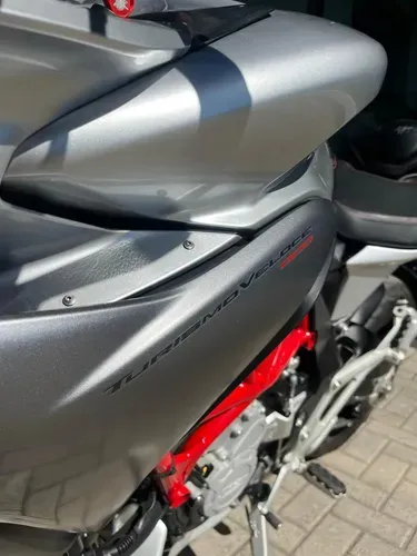 Mira esta publicación de Mv Agusta 800 Veloce 2016 en Motordil