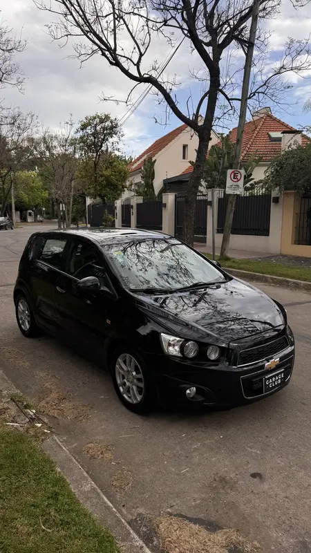 Mira esta publicación de Chevrolet Sonic 2012 en Motordil