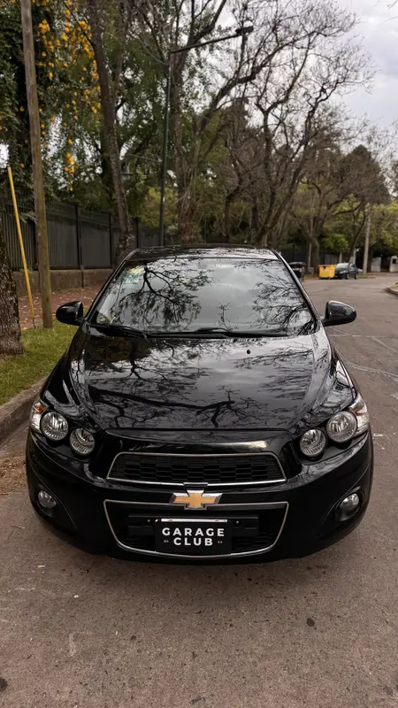 Mira esta publicación de Chevrolet Sonic 2012 en Motordil