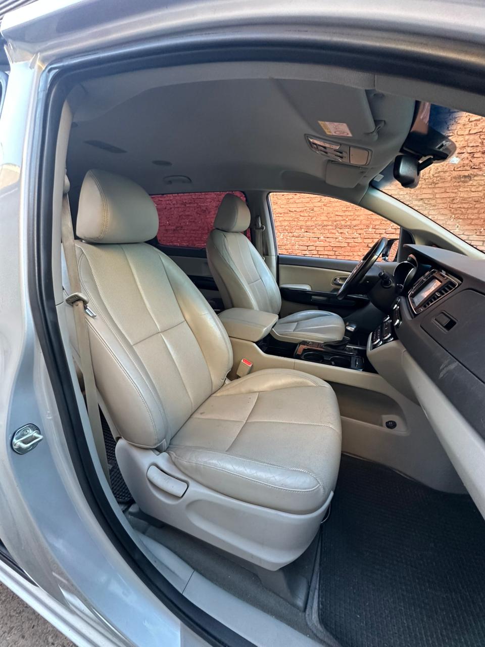 Mirá esta publicación de KIA Carnival