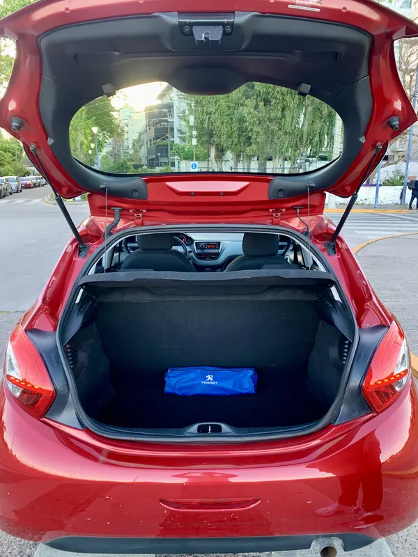 Mirá esta publicación de Peugeot 208
