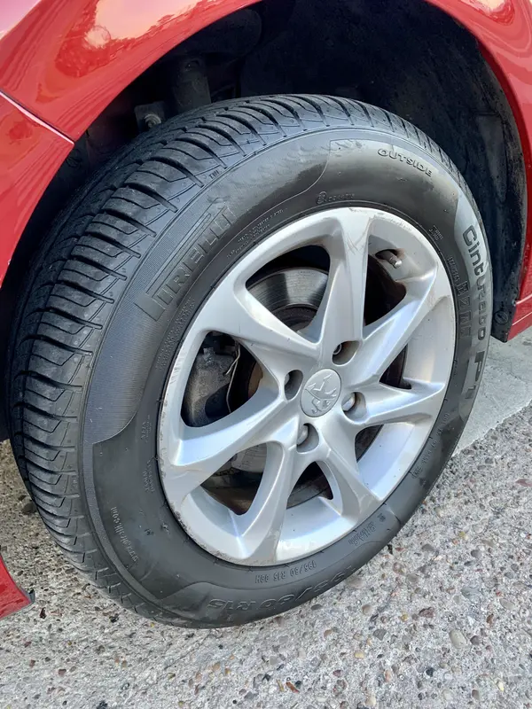 Mirá esta publicación de Peugeot 208