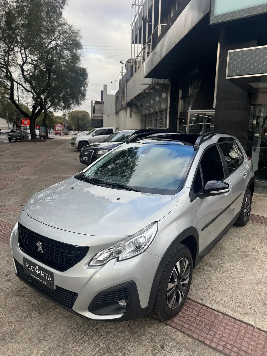 Mira esta publicación de Peugeot 2008 2022 en Motordil