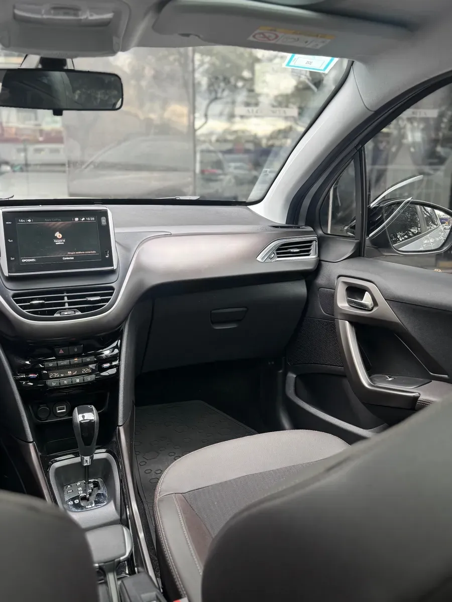 Mira esta publicación de Peugeot 2008 2022 en Motordil
