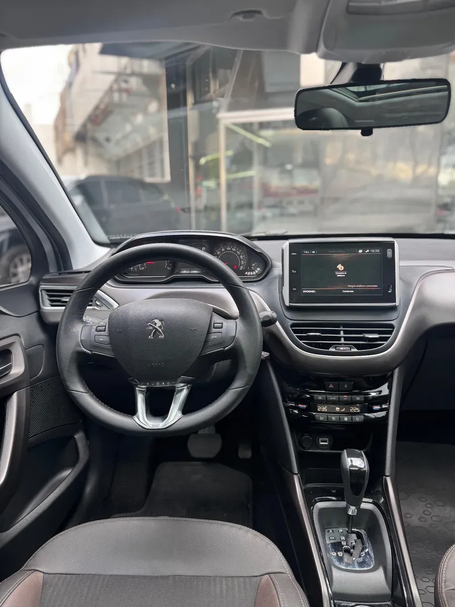 Mira esta publicación de Peugeot 2008 2022 en Motordil