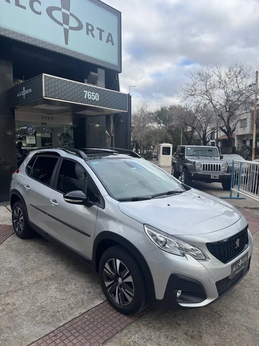 Mira esta publicación de Peugeot 2008 2022 en Motordil