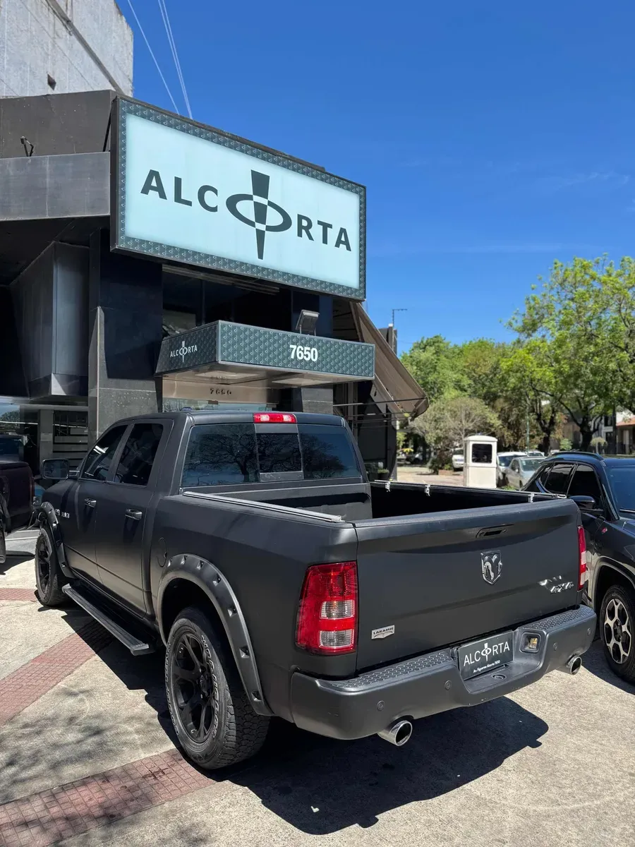 Mira esta publicación de RAM 1500 2014 en Motordil