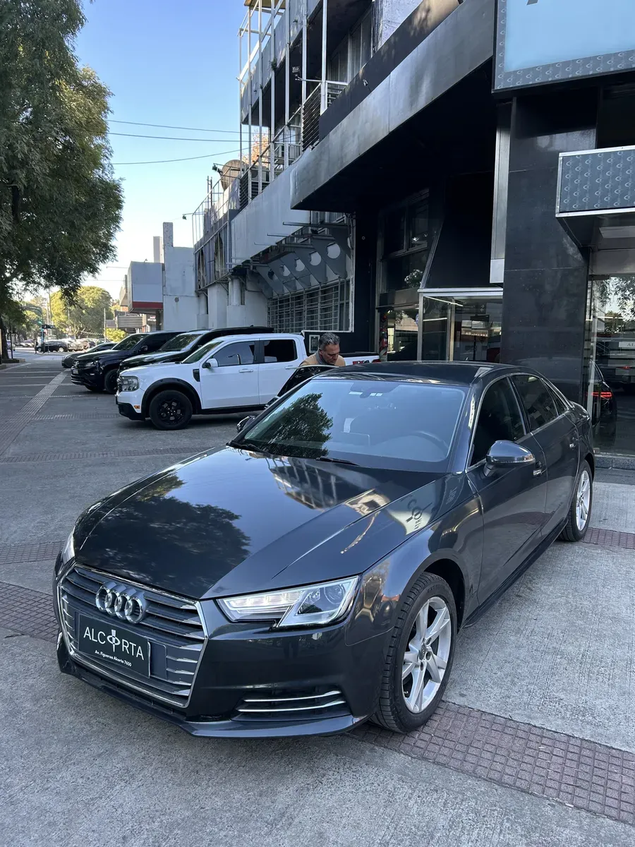 Mira esta publicación de Audi A4 2017 en Motordil
