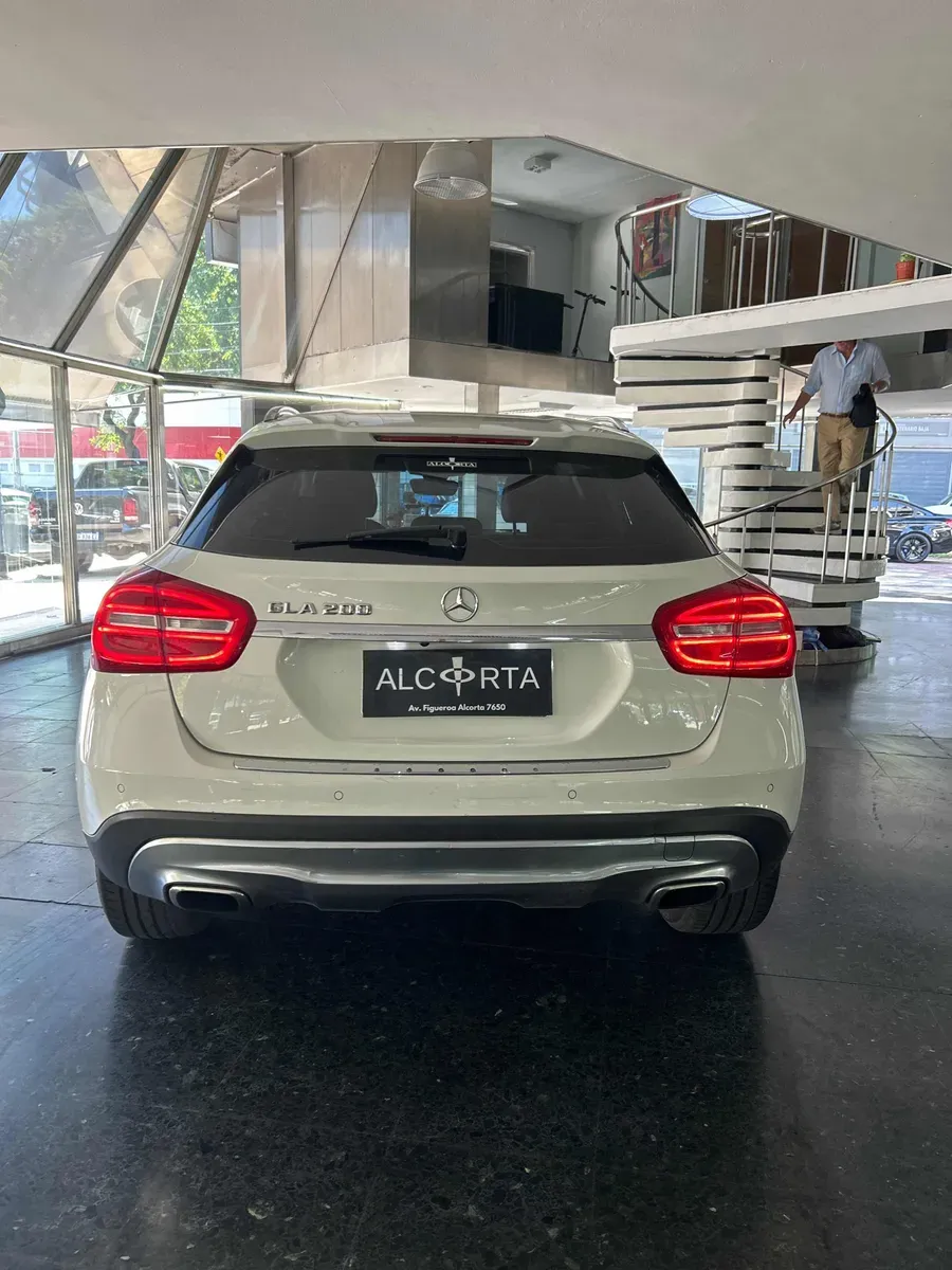 Mira esta publicación de Mercedes Benz GLA 2016 en Motordil